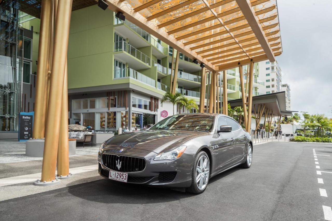 Crystalbrook Bailey Cairns Exterior foto Maserati Quattroporte